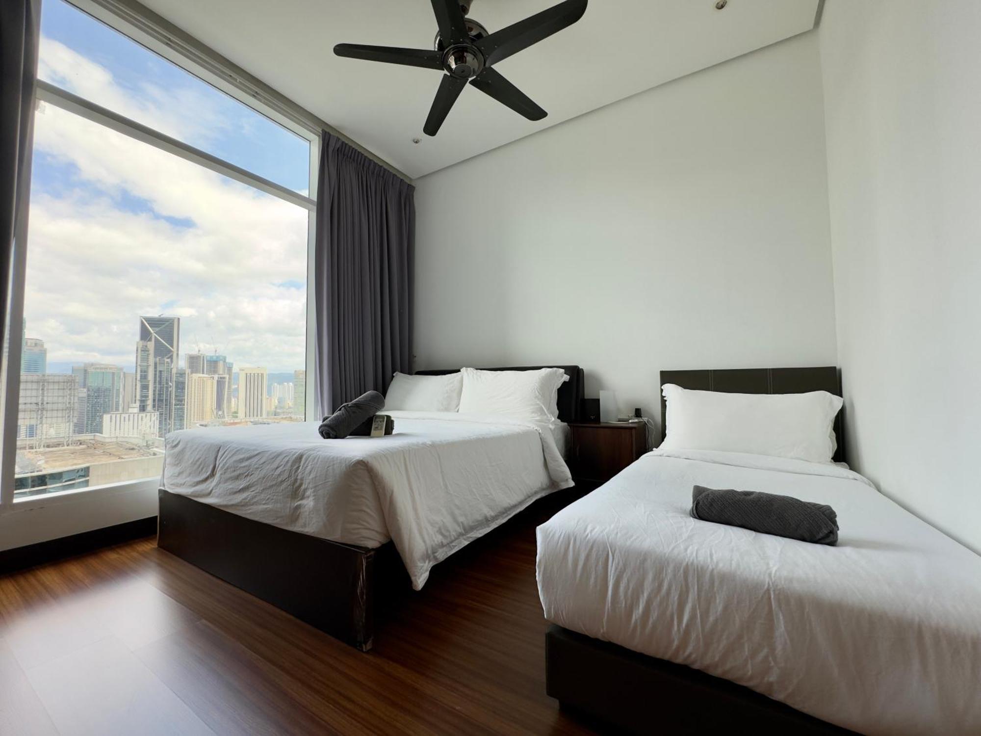 Soho Suites Klcc By Alucard'S Cat Куала-Лумпур Экстерьер фото