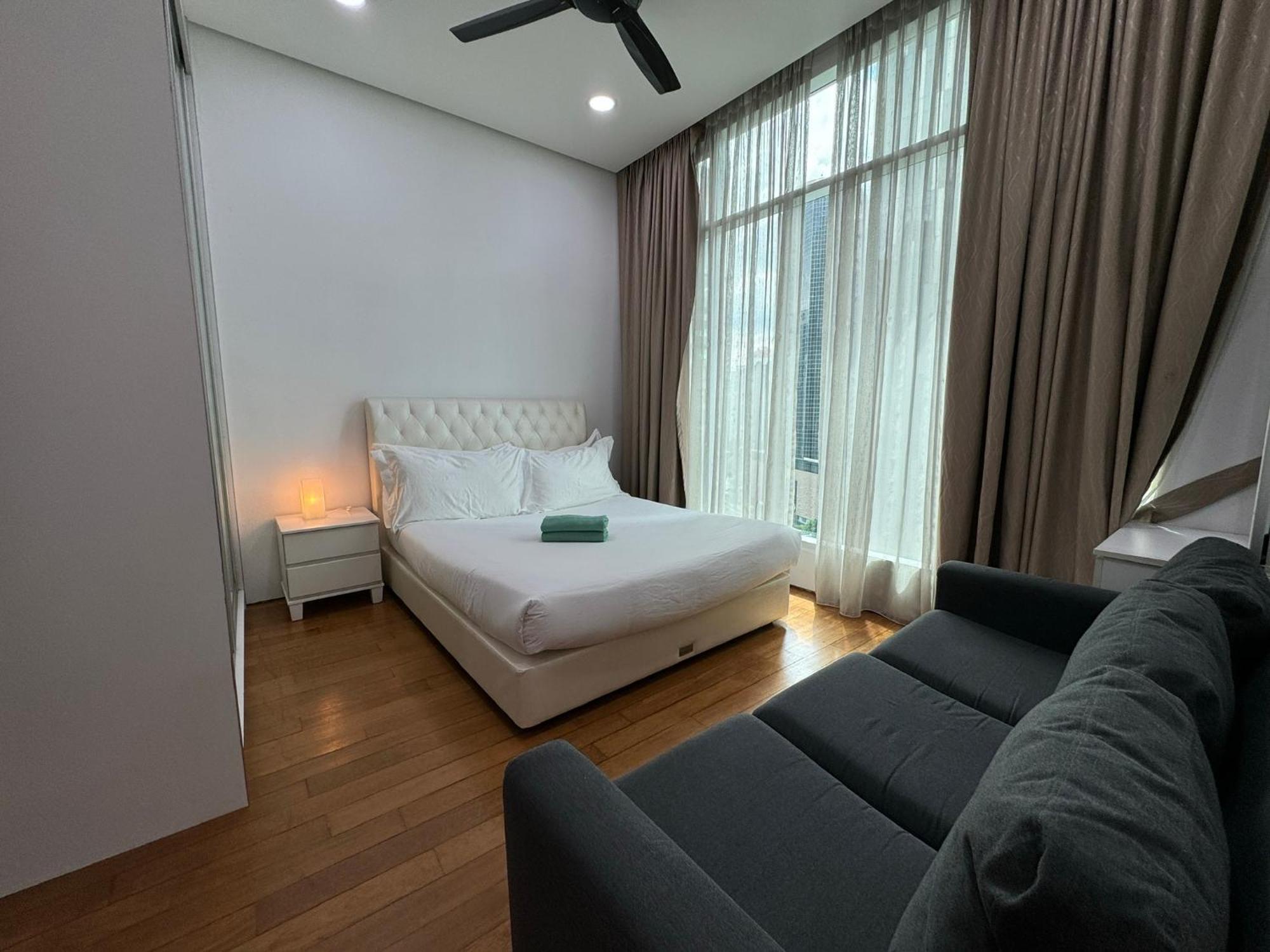 Soho Suites Klcc By Alucard'S Cat Куала-Лумпур Экстерьер фото