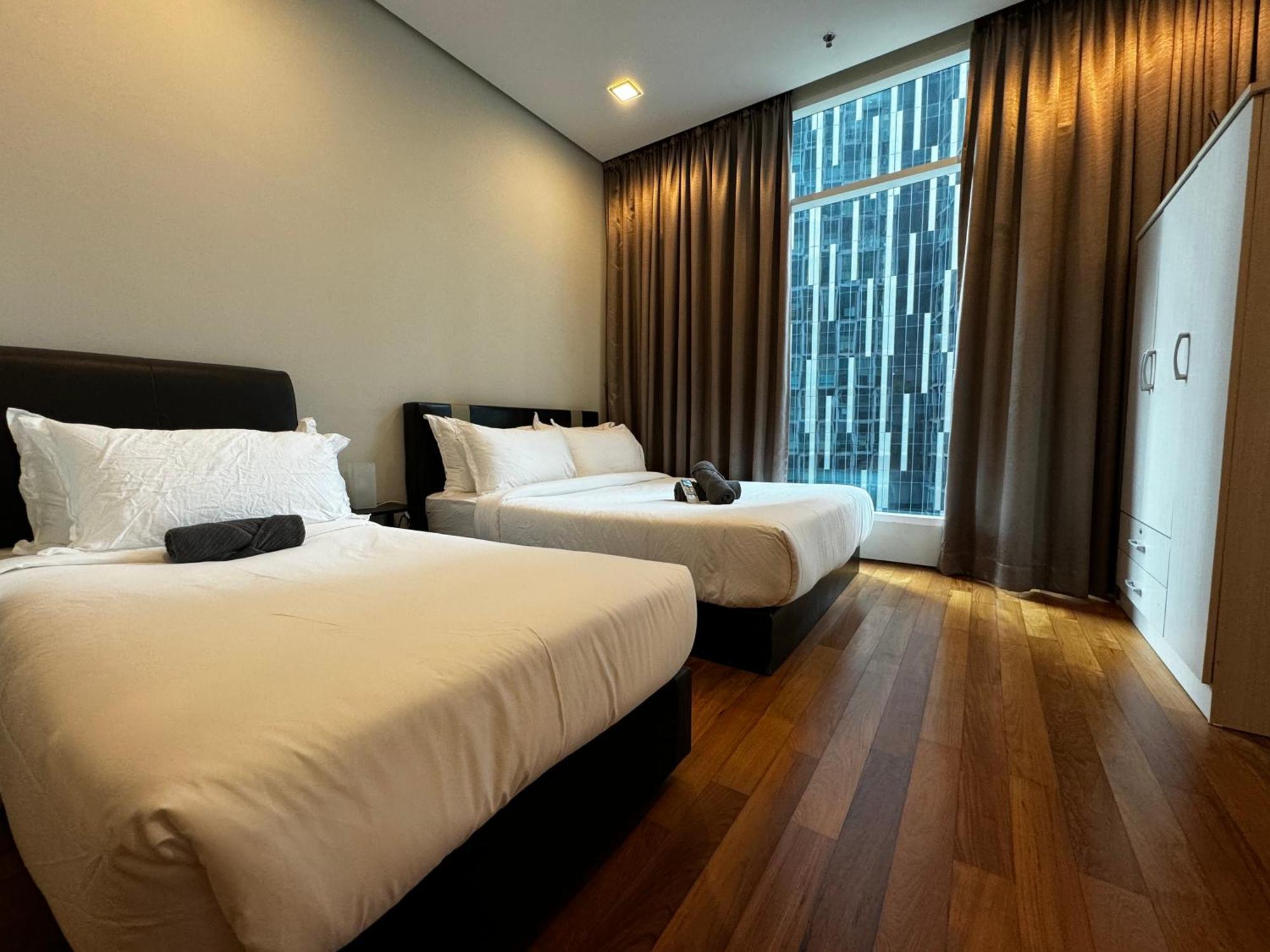 Soho Suites Klcc By Alucard'S Cat Куала-Лумпур Экстерьер фото